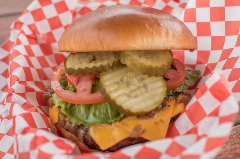 The Farmer's Grill Cheeseburger
